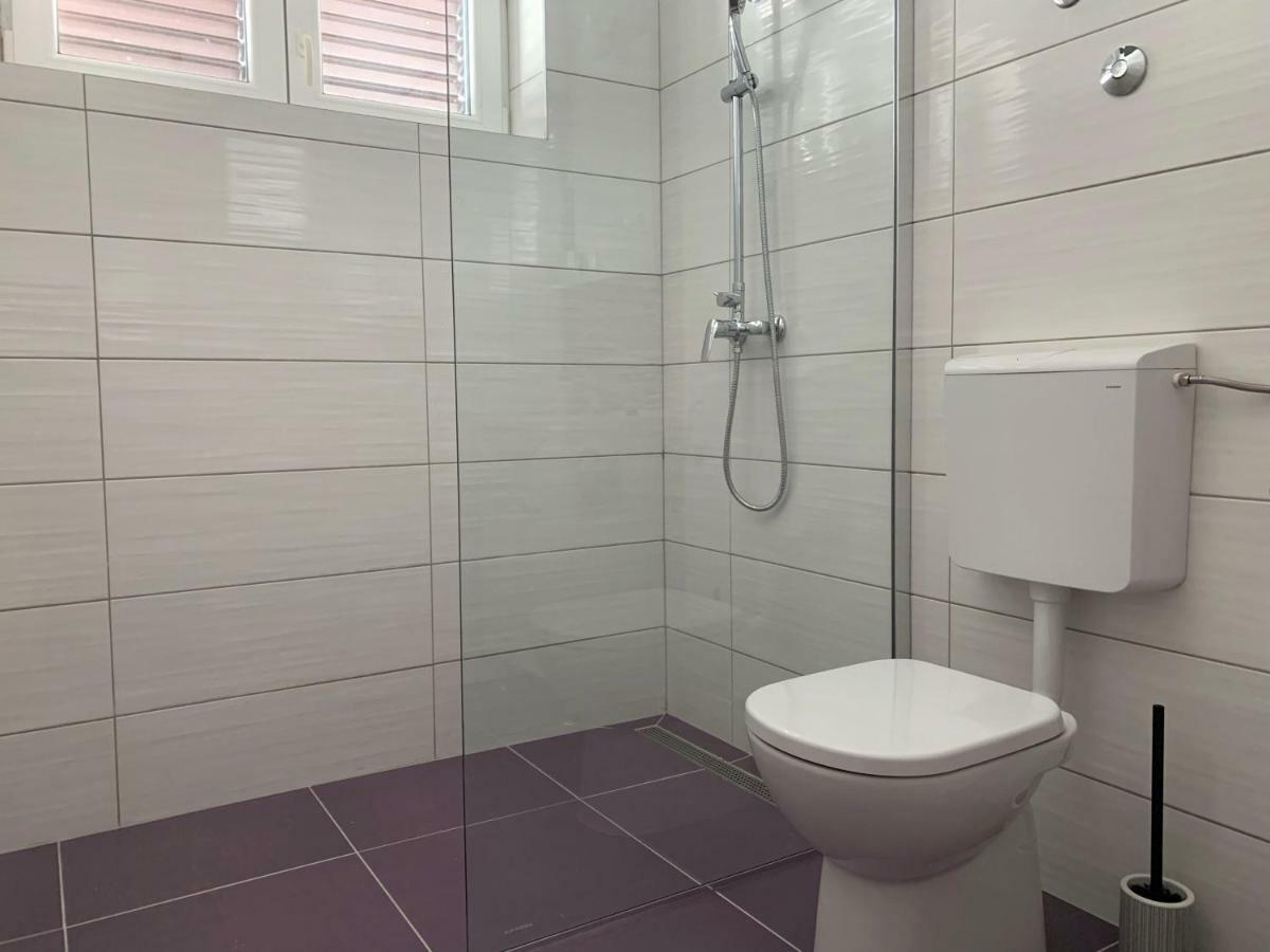 Apartments Zika Promajna Bagian luar foto